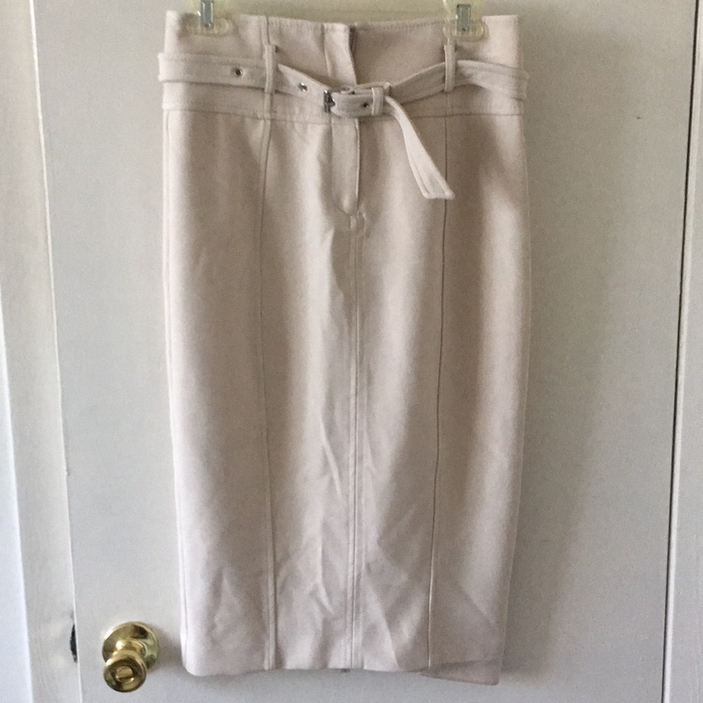 Eva Mendes pencil skirt